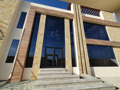 Curtain wall window double glazing in Muscat and Sohar Oman 7 - حائط الستارة ونافذة زجاج… – curtain wall window double glazing – Al Noor Mu…