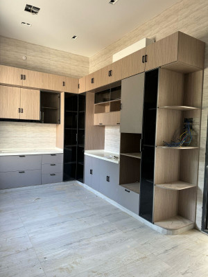 Aluminium kitchen cabinet installation in Muscat and Sohar Oman 4 - تركيب خزانة مطبخ ألمن… – aluminium kitchen cabinet fabrication – Al Noo…